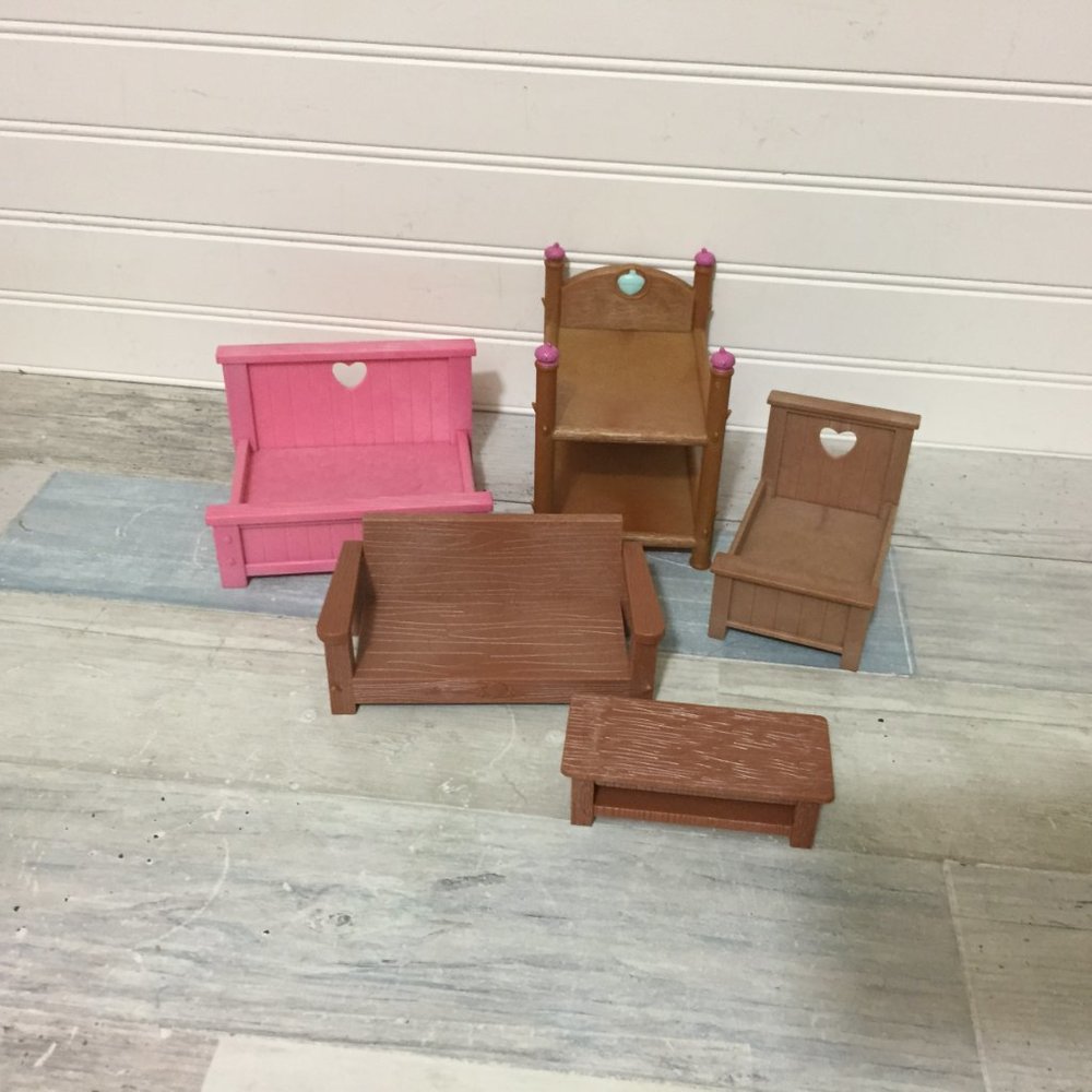 Battat LI'L WOODZEEZ Dollhouse Furniture